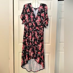 EUC AGB black floral high-low dress with short kimono sleeves